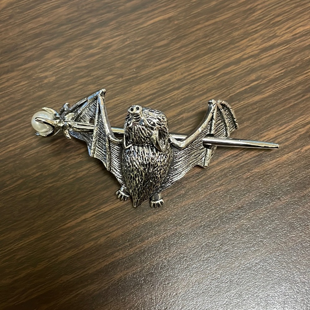 Bat Hair clip